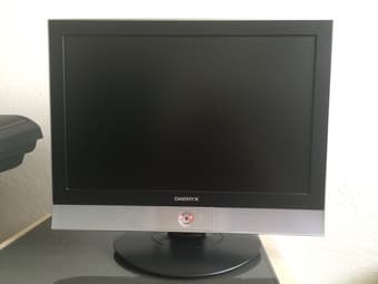 Daenyx 19" flat-screen TV - $50 1