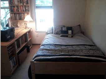 Studio sublet in EV 4 in August 1