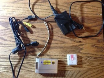 Sony Cybershot Camera 8.1 MP 5X Optical Zoom Full HD 1080 -- $100 OBO 2