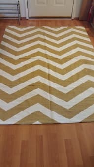 Modern Yellow/White Chevron Rug 4x6', $35 1