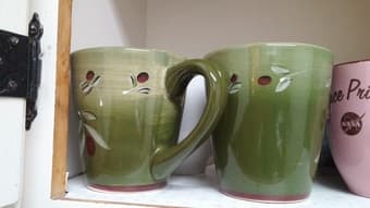 Kitchen sale: Bowls, plates, mugs, glasses! 2