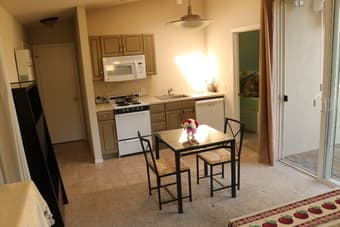 Barron Park in-law house for leasing now 2