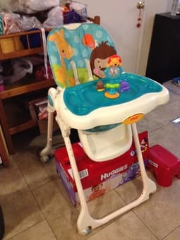 Baby item sale: stroller, pillows, high chair 3