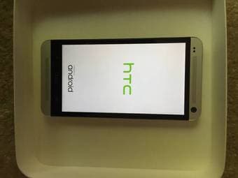 EXCELLENT CONDITION - HTC ONE - UNLOCKED - $239 3