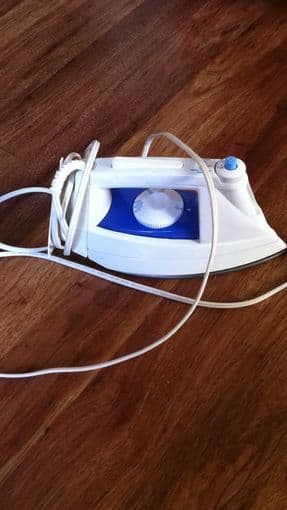Hair drier, electric iron and coffee grinder for sale-----Each is $5 2