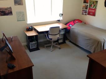 $975- Room available in 3BR Menlo Park house - August 1st 1