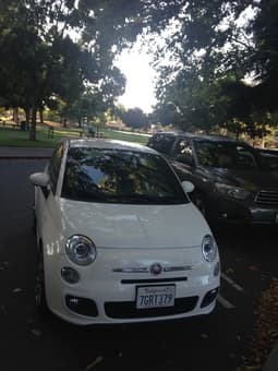 FIAT 500 SPORT 2015 --  $13.000 (9500 miles) 3