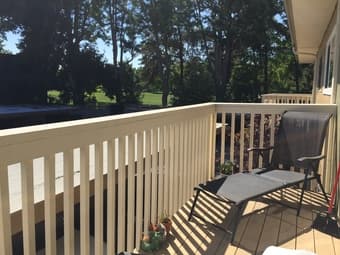 Large room available in conveniently located 2Br/1.5ba townhouse in MV 3
