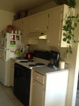 1 Bedroom in 2BR/1Bath Apt $1160 in MV 2