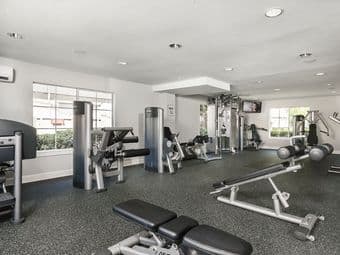 Roommate needed: Mountain View 2 bedroom apartment! $1570 per month! 3