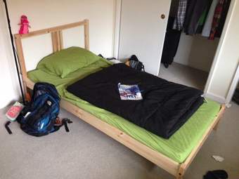 Bed Twin Ikea package: frame+base+mattress+ sheets 80 $ FREE DELIVERY 1