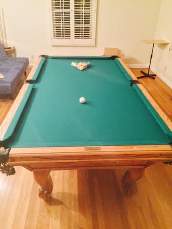 Beautiful Green Felt Pool Table $500 2