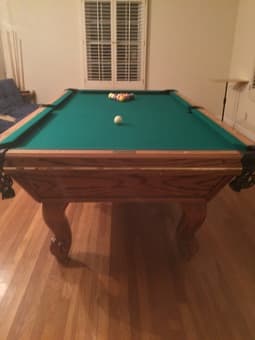 Beautiful Green Felt Pool Table $500 3