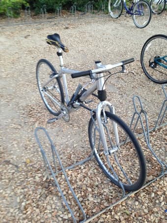Bike/Helmet/pump 170$ 2
