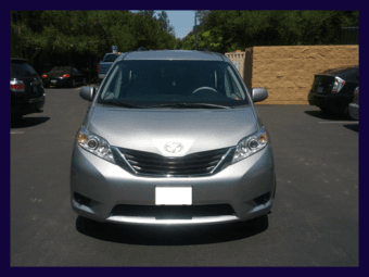 2011 Toyota Sienna LE Minivan 1