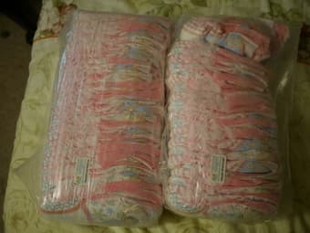 Pampers girls easy-up training pants (3T/4T) 2