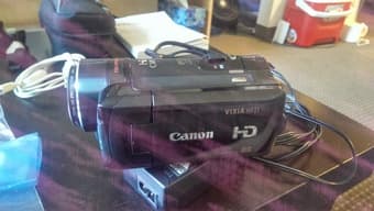 Camcorder Canon Vixia HF11 - $220 OBO 2