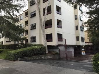 1 LARGE Bedroom in a beautifully remodeled condo (Palo Alto) 2
