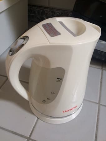 electric kettle - $20 1