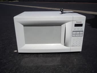 Full size Microwave $15 1