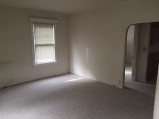 4-bedroom house  available for 6-8 months 2