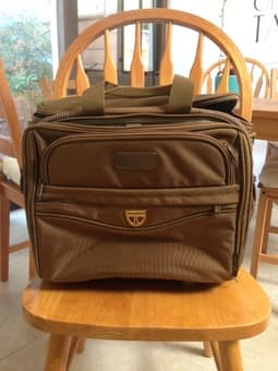 Rolling carry on suicase- $25 OBO 1