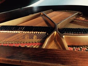 beautiful Piano only $1600 3