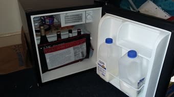 Urgent!! Mini fridge, only 7 weeks and a half of use $60 2