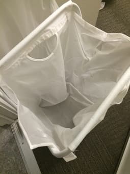 2 laundry basket $2 each 1