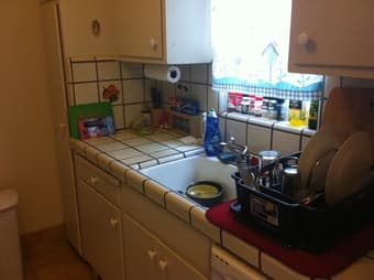 $1000 1 bedroom available in 2Bed/1Ba in downtown Menlo Park 3