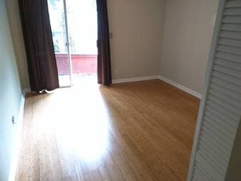 Private Room in 2Br Condo SoMA 3