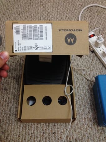[Moving sale]Microwave, cable modems, Hair Dryer Styler 3