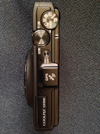 Nikon Coolpix S9300 18x zoom. 16 MP - $100 3