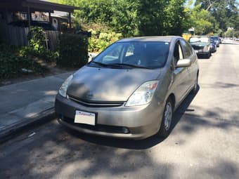 2005 Toyota Prius - $7500 1