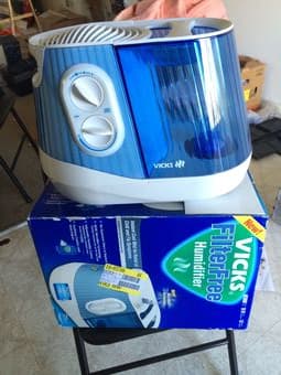 desk, side table, humidifier 3