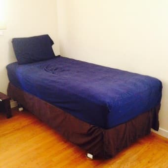 For sale: coffee table, chairs, serta twin size bed 3