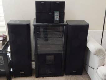 Sony surround sound stereo system with sub woofer and remote 1
