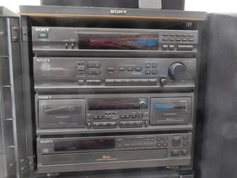 Sony surround sound stereo system with sub woofer and remote 2