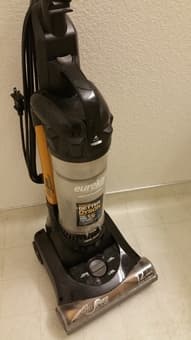 Vacuum cleaner $20 1