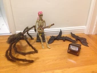 Halloween decorations 1