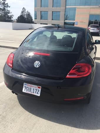 Beautiful  black 2012 VW Beetle hatchback，low mileage 19K，asking for $12.5k 2