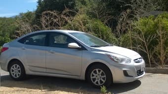 2013 Hyundai Accent (Silver) 30K Miles, 32MPG - $11,000 1