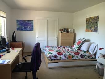 One master bedroom for rent September 6-September 15 2