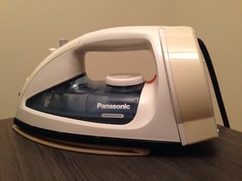 PANASONIC FLATIRON ONLY 10$ 3