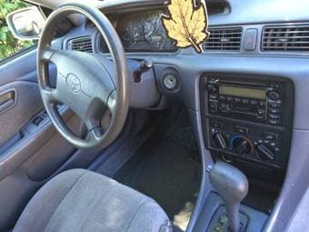 2000 Silver Toyota Camry LE, 143500 miles, Single Owner 2