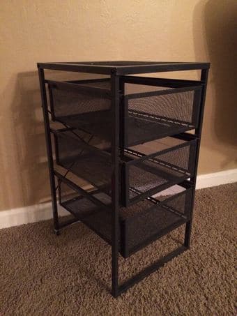 Moving Sale-Extendable Dinning Table/Chest Drawer/Bedside Table/Tin Can 3