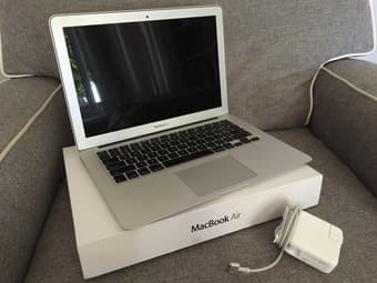 2014 13.3" Macbook Air 8GB with AppleCare $900 1