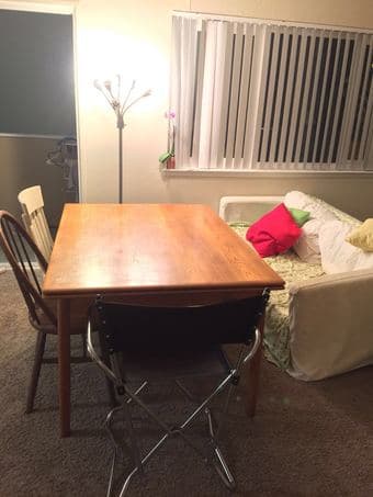 Moving sale-Bedside Table/Extendable Dining Table/Pineapple Slicer/Ice Mold 2