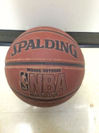 Movig sale-Spalding Basket Ball$10/Callaway Golf Club$80 1
