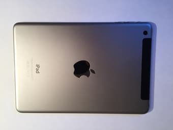 iPad Mini 3, 16GB, Wi-Fi + LTE Cellular, Very Good Condition 1